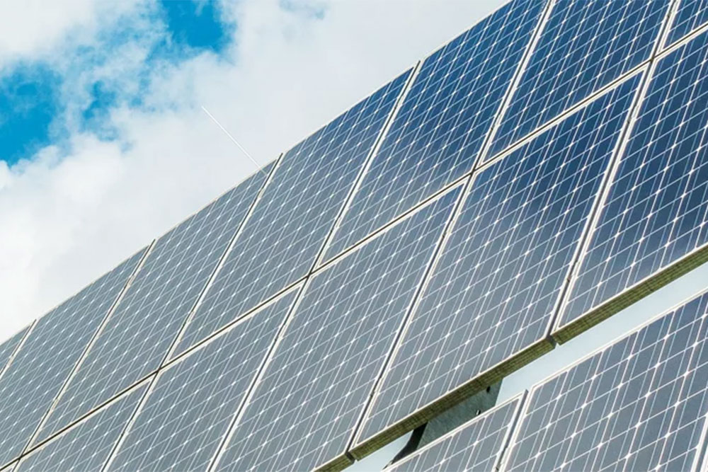 Альтернативна енергія: чи варто придбати сонячні панелі?